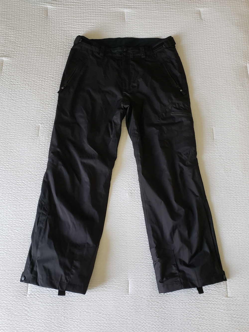 NWOT! FERA Men's Thermolite Insulated Cargo Pocketed Ski Pants (38x31) Black